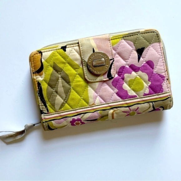 Vera Bradley Portobello Road Floral Lg Zip-Around Wallet Purple/Green NWT Wallet - Picture 1 of 11
